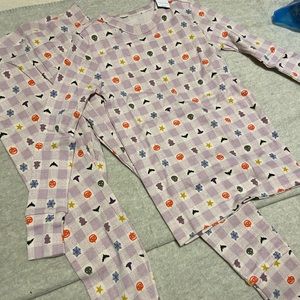 Girl’s GAP Halloween Pajamas